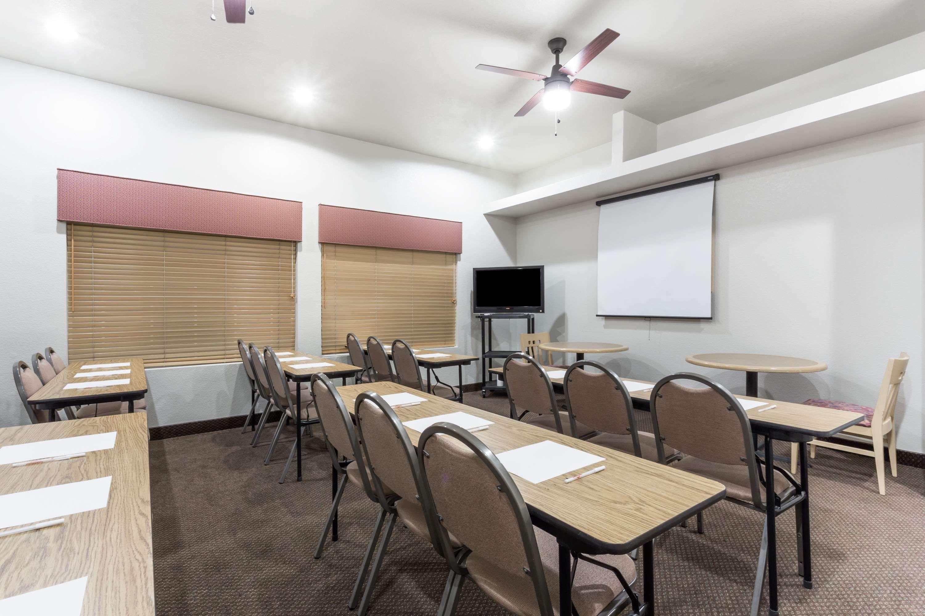 Hawthorn Suites By Wyndham Chandler Luaran gambar